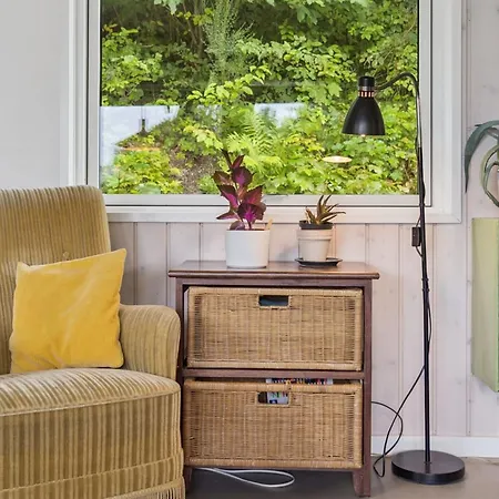 Marjanne - 800m From The Sea By Interhome Knebel